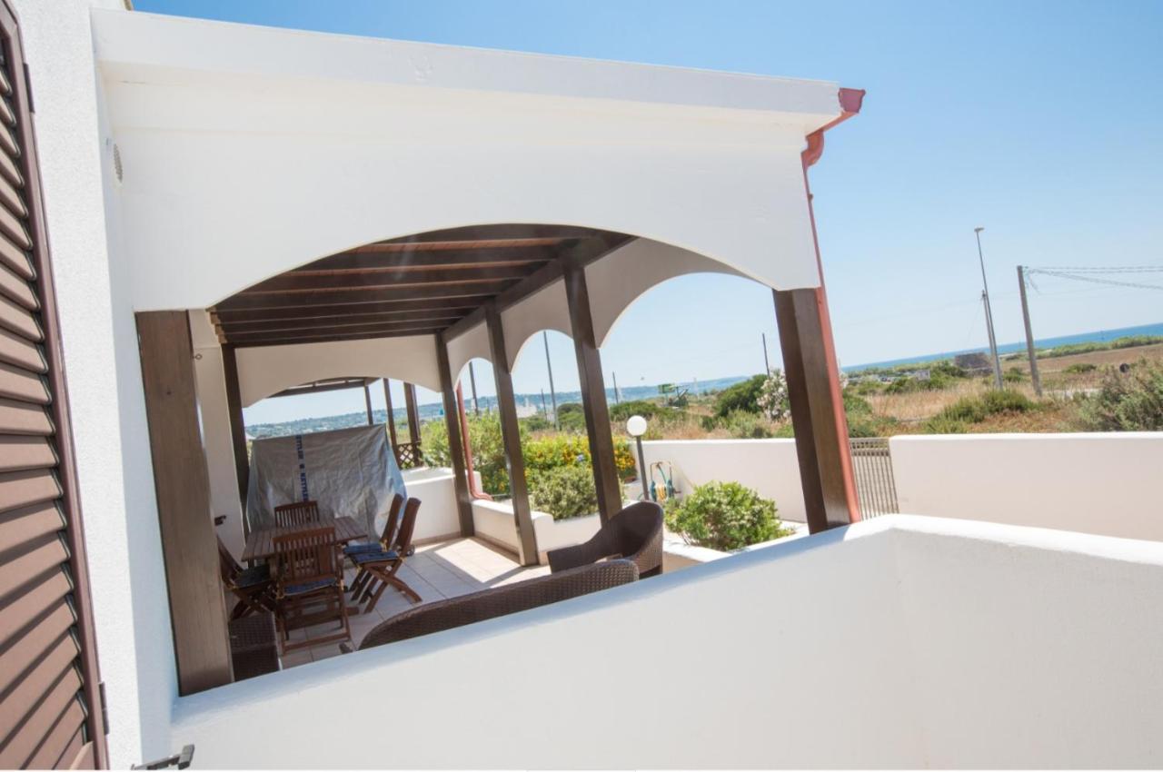 Villa Maldive Del Salento Marina Di Pescoluse Bagian luar foto